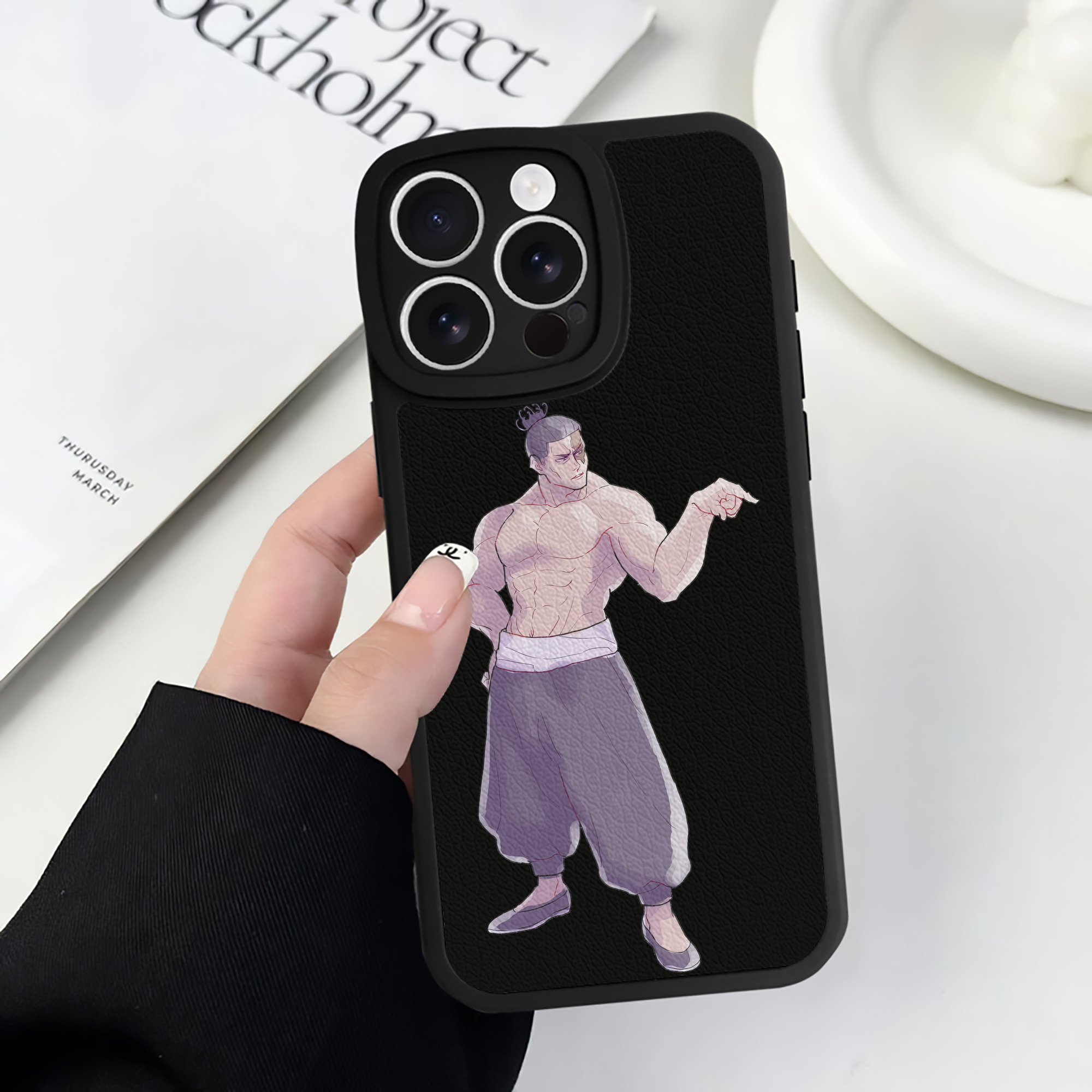 （画像用） 呪術廻戦 Jujutsu Kaisen 【iPhone 16シリーズ対応】シリコンスマホケース（レザー調） 材質：シリコン